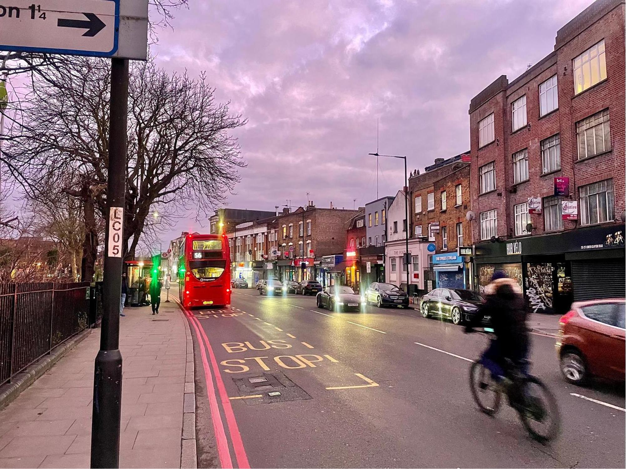 Hackney Suites - En-Suite Rooms & Amenities ロンドン エクステリア 写真