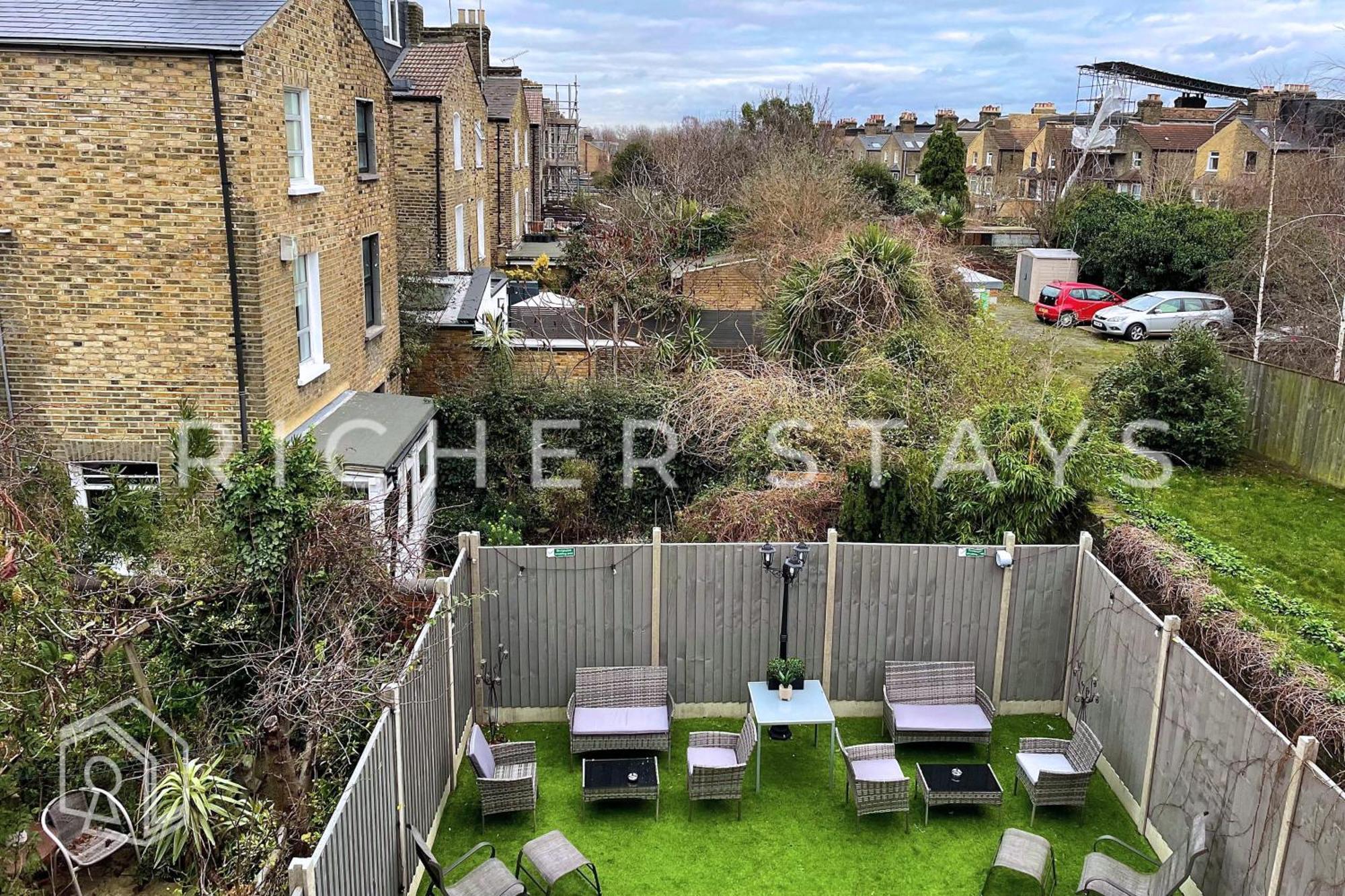 Hackney Suites - En-Suite Rooms & Amenities ロンドン エクステリア 写真