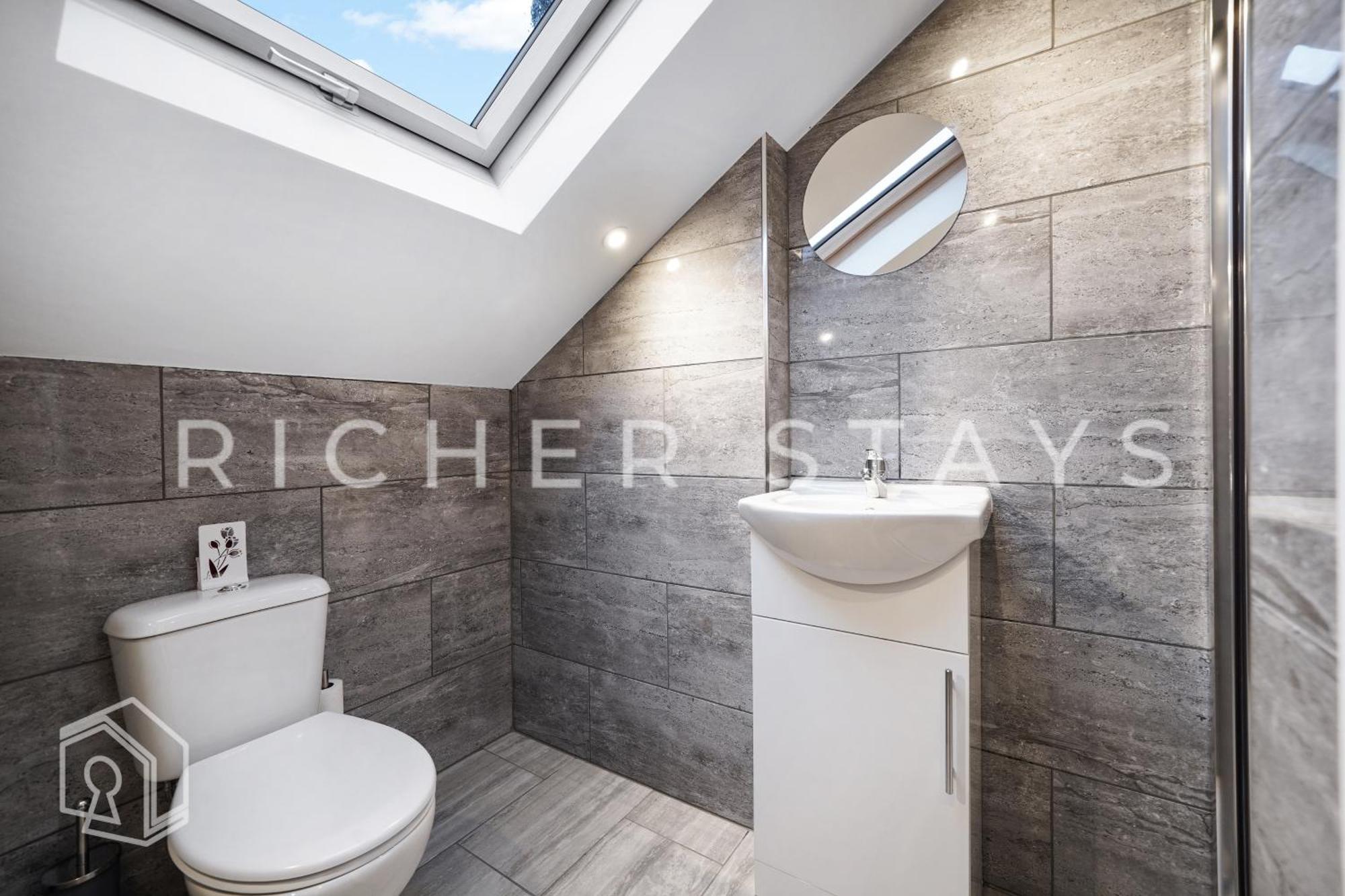 Hackney Suites - En-Suite Rooms & Amenities ロンドン エクステリア 写真