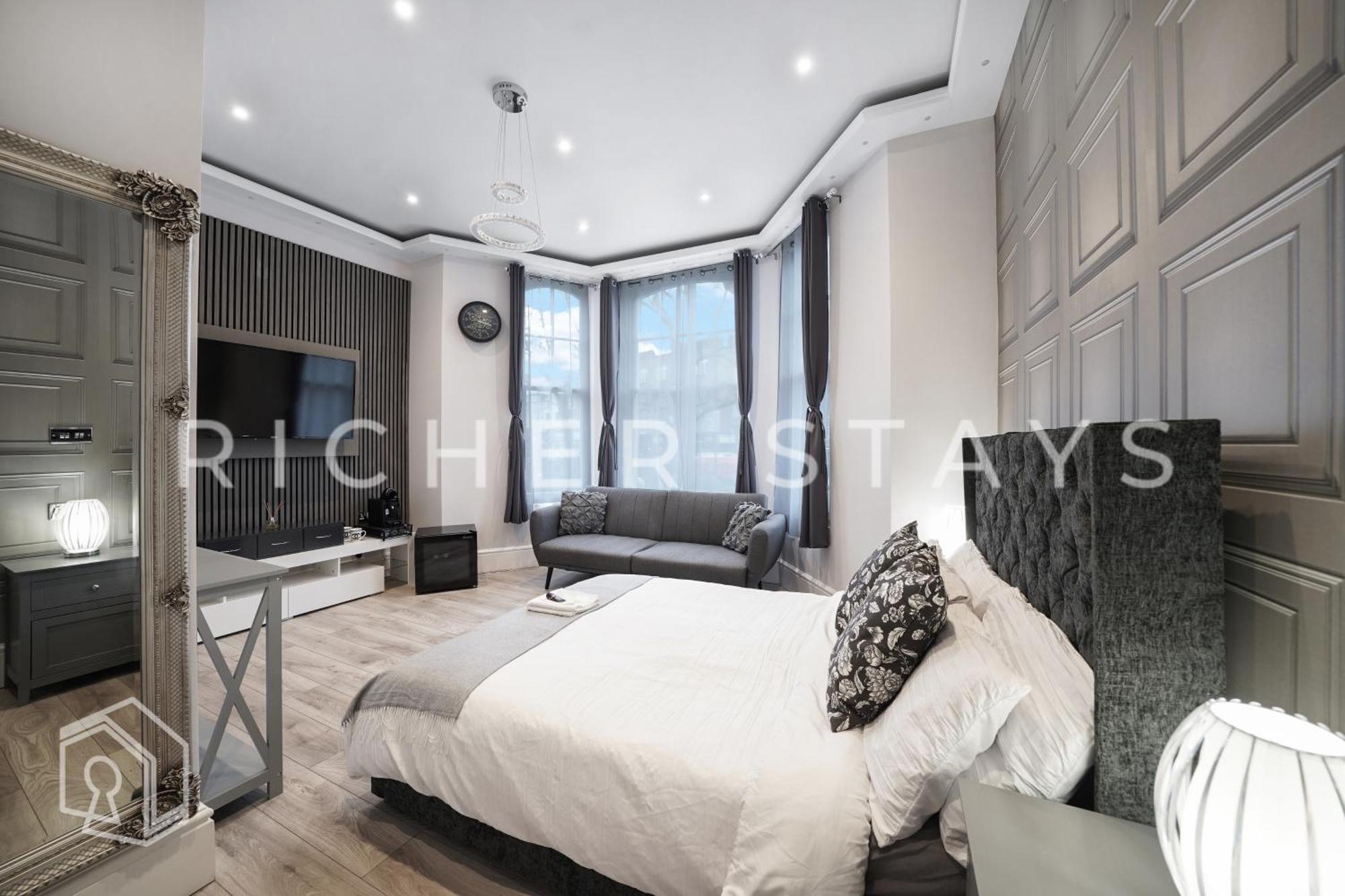 Hackney Suites - En-Suite Rooms & Amenities ロンドン エクステリア 写真