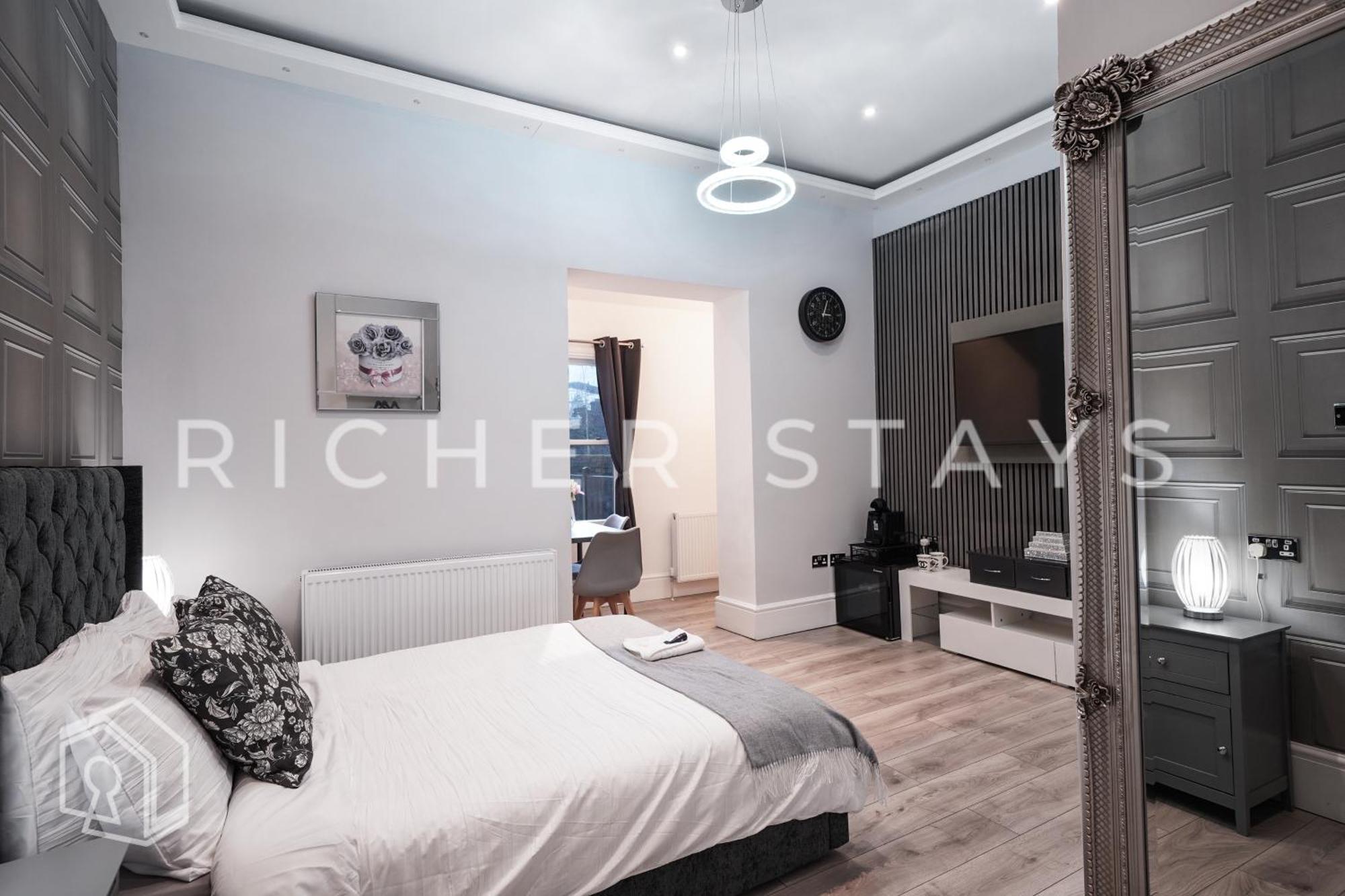 Hackney Suites - En-Suite Rooms & Amenities ロンドン エクステリア 写真